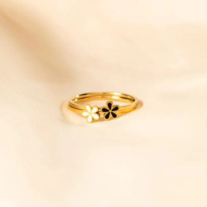 Enamel flower minimalist aesthetic finger ring for daily wear