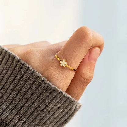 Enamel flower minimalist aesthetic finger ring for daily wear